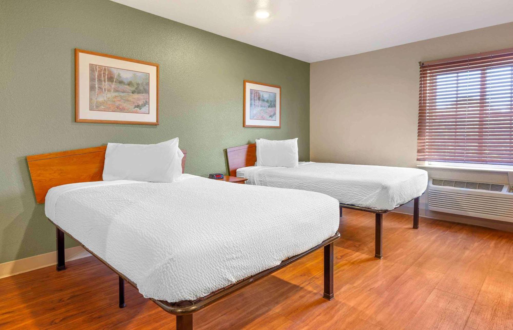Extended Stay America Select Suites - Wilmington - West Екстер'єр фото