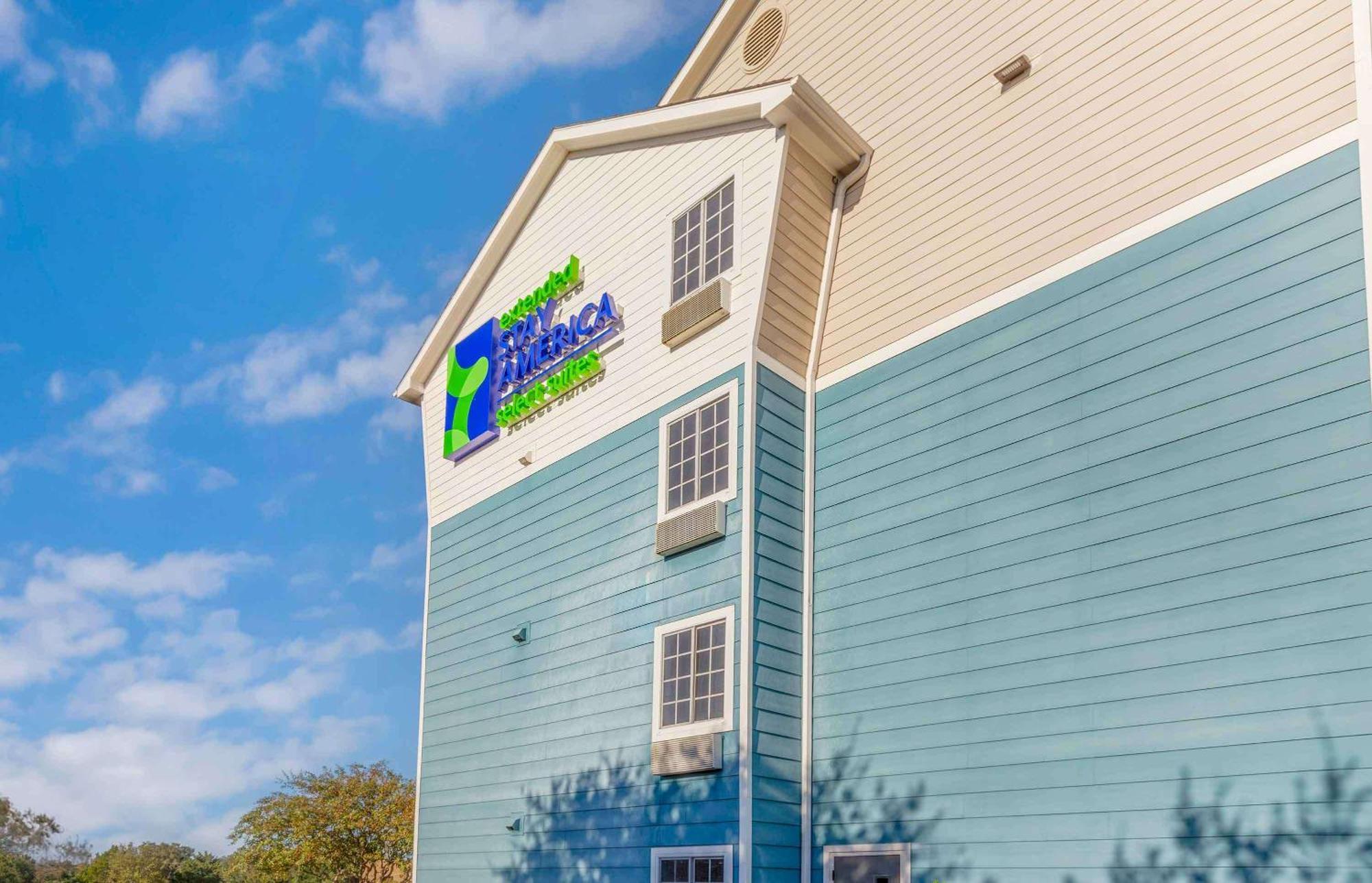 Extended Stay America Select Suites - Wilmington - West Екстер'єр фото